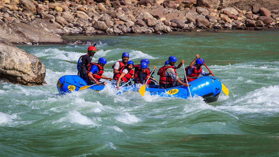 Bad news for river rafting enthusiasts, ban on rafting in Rishikesh on this day 