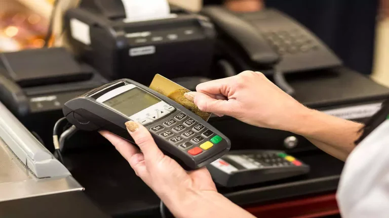 Upgrading Businesses with Advanced Card Swipe Machines