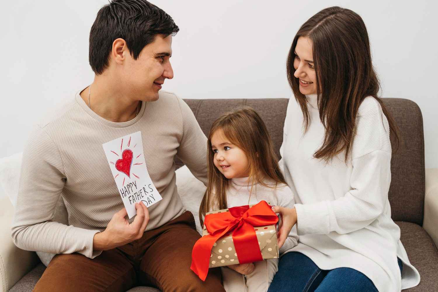 How to Choose the Perfect Gift for Your Parents