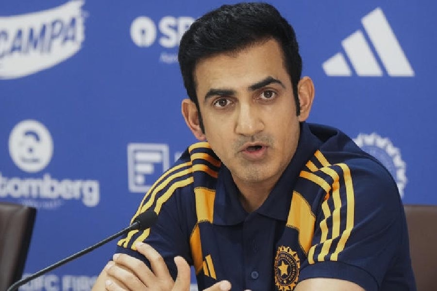 Why Do Gautam Gambhir Twitter Reactions Polarize Fans