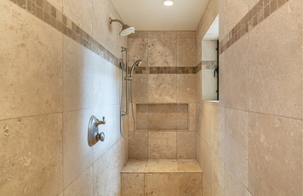 What to Consider When Designing a Walk-In Shower for Everyday Use
